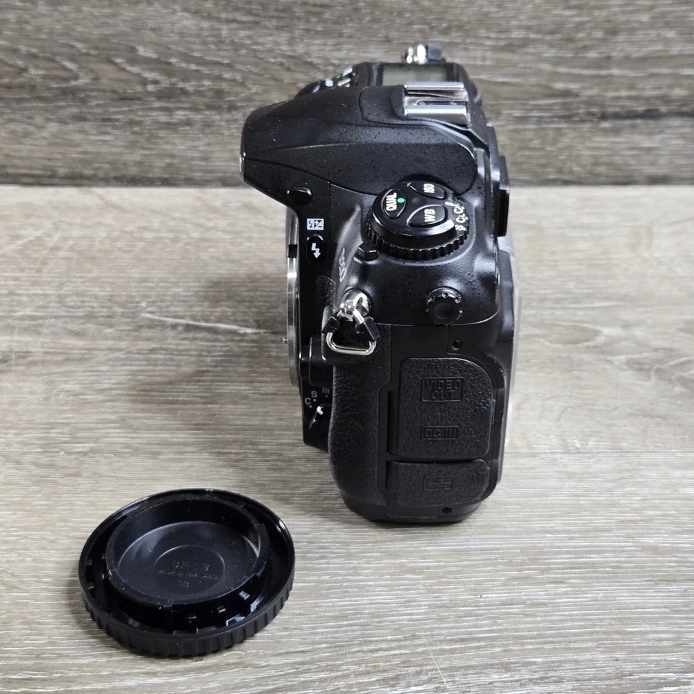 Nikon D200 DSLR Camera Body 2 DX Lenses Phototools Bag Bundle Tested